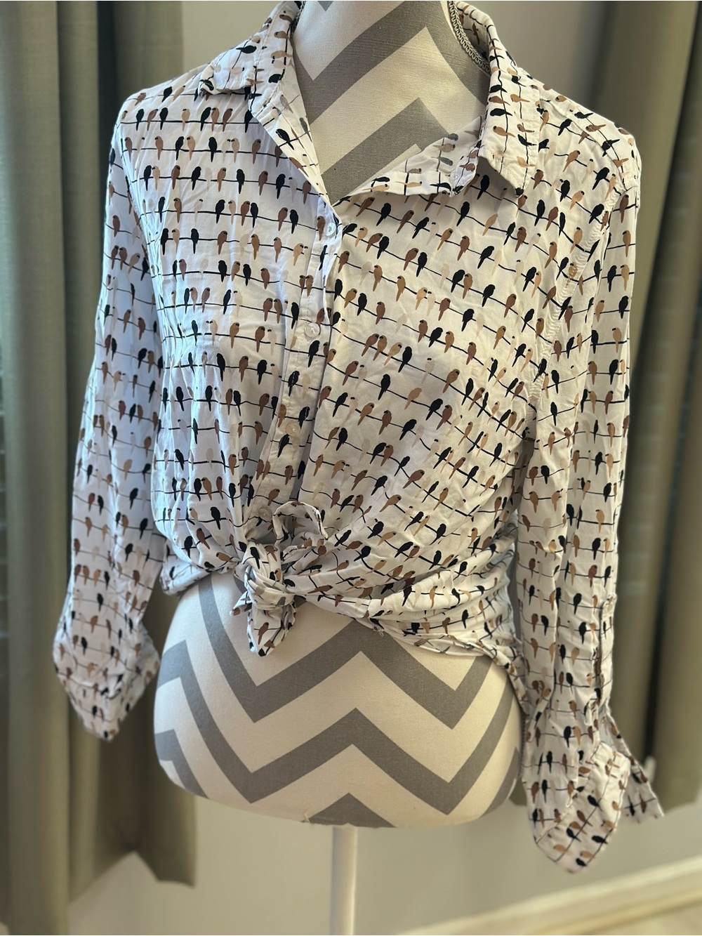 Jane + Delancey Bird Print Button Down Blouse Women’s L